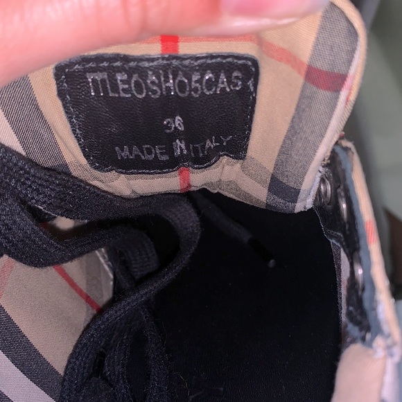 Authentic Burberry low top sneaker woman’s size 36-EUR size 6 USA - Picture 7 of 7